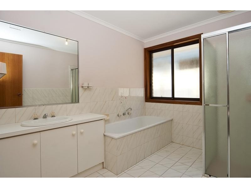 14 Teesdale Court, Lara VIC 3212