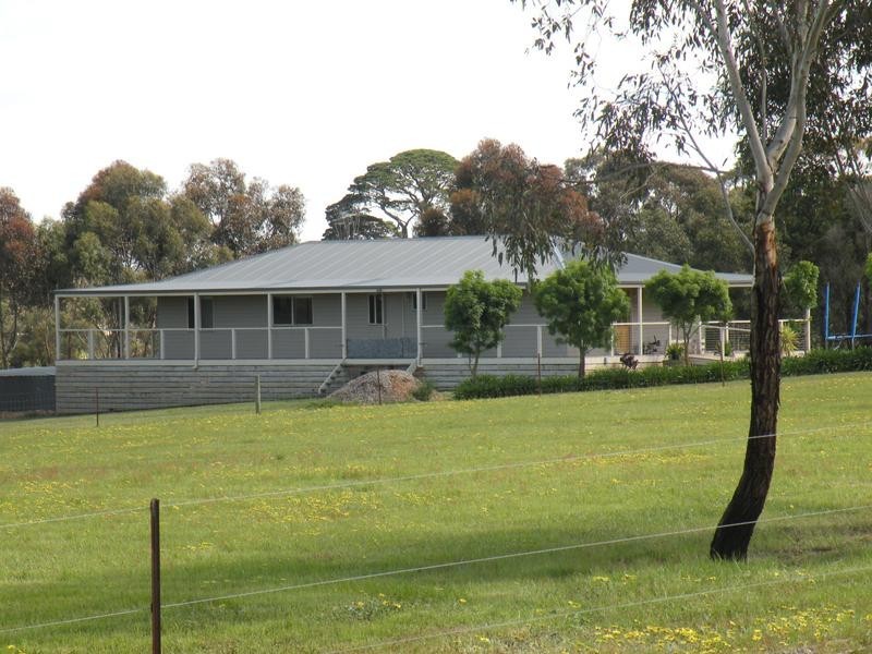 21 Loves Lane, Anakie VIC 3221