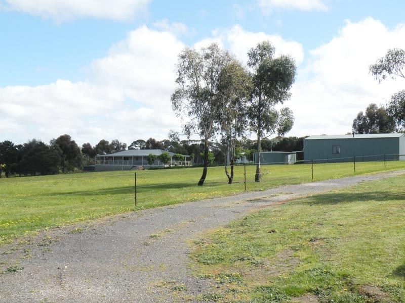 21 Loves Lane, Anakie VIC 3221