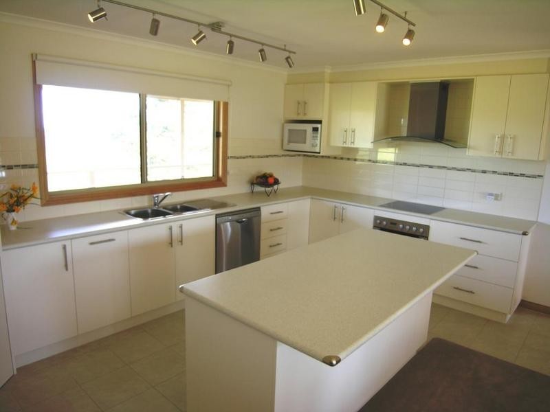 21 Loves Lane, Anakie VIC 3221