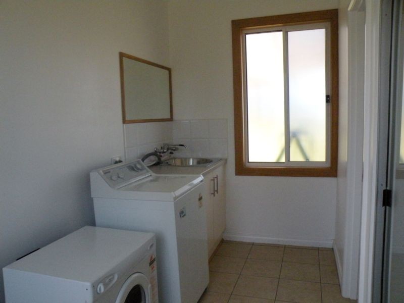 21 Loves Lane, Anakie VIC 3221