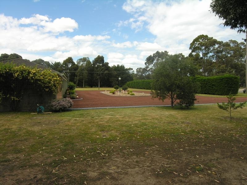 30 Glenoe Drive, Lara VIC 3212