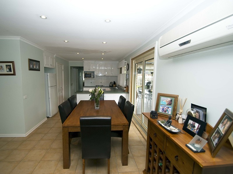 81 Smeaton Close, Lara VIC 3212
