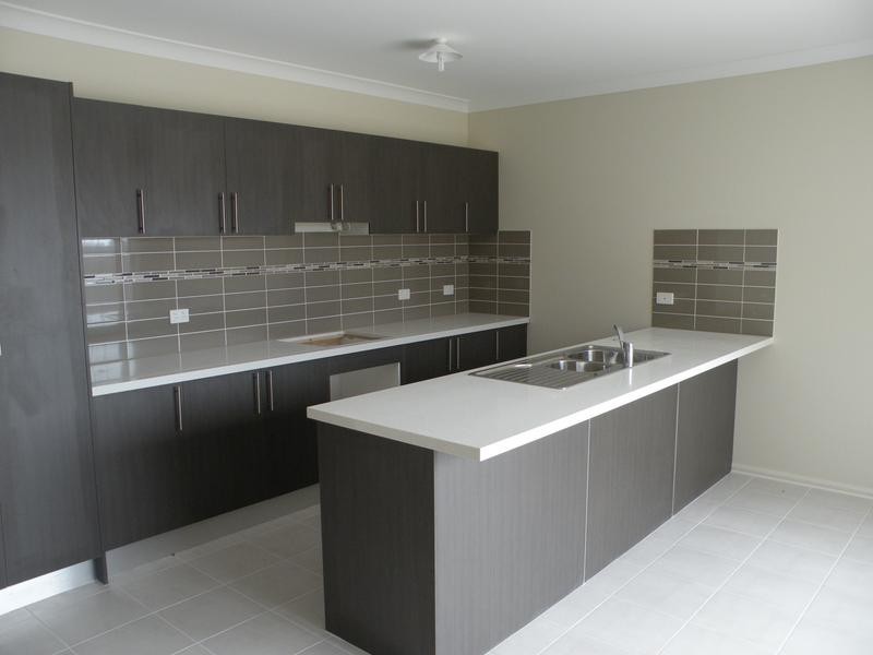 2/18-20 Benetti Drive, Lara VIC 3212