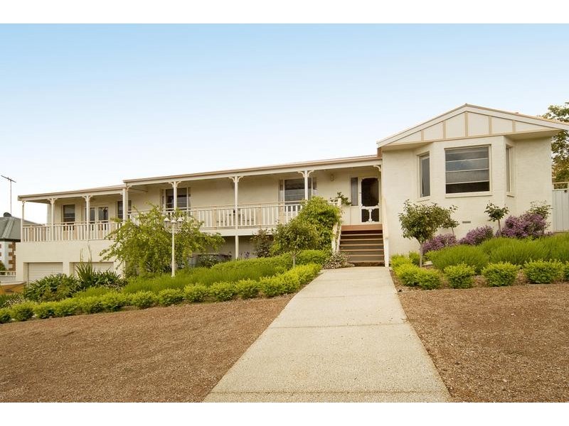 28 Sunderland Drive, Wandana Heights VIC 3216