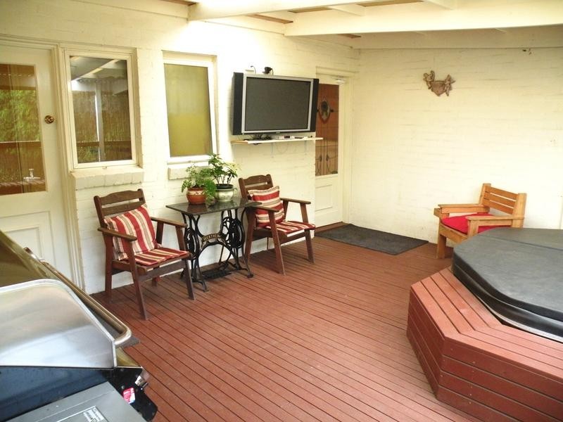 28 Sunderland Drive, Wandana Heights VIC 3216