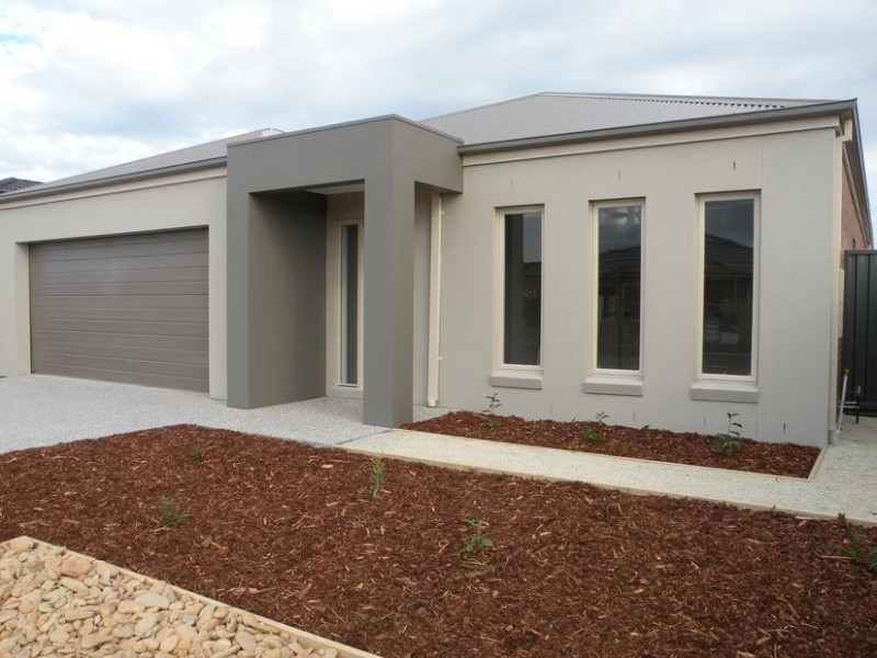5 Mallard Court, Lara VIC 3212