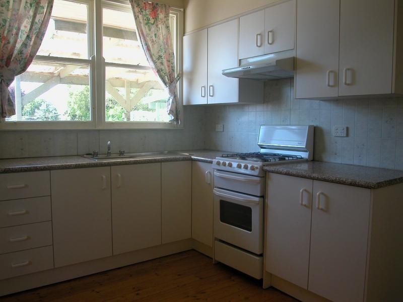 61 Camellia Crs, Norlane VIC 3214