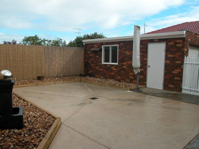 4/1 Mark Street, Lara VIC 3212