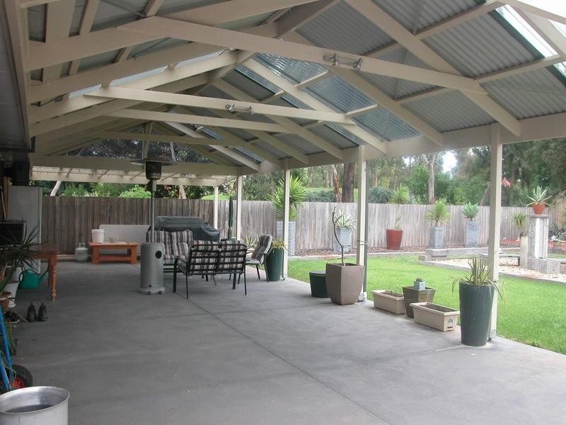 111 Patullos Road, Lara VIC 3212