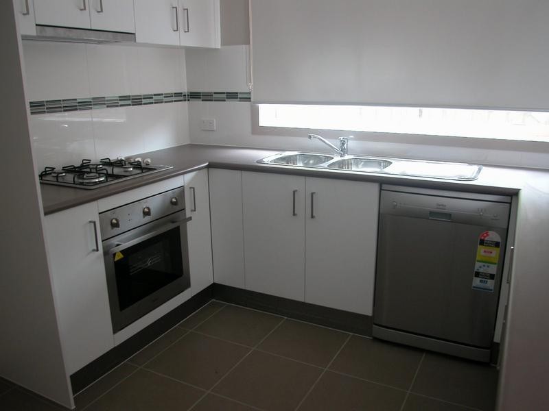 3B Henderson Drive, Lara VIC 3212