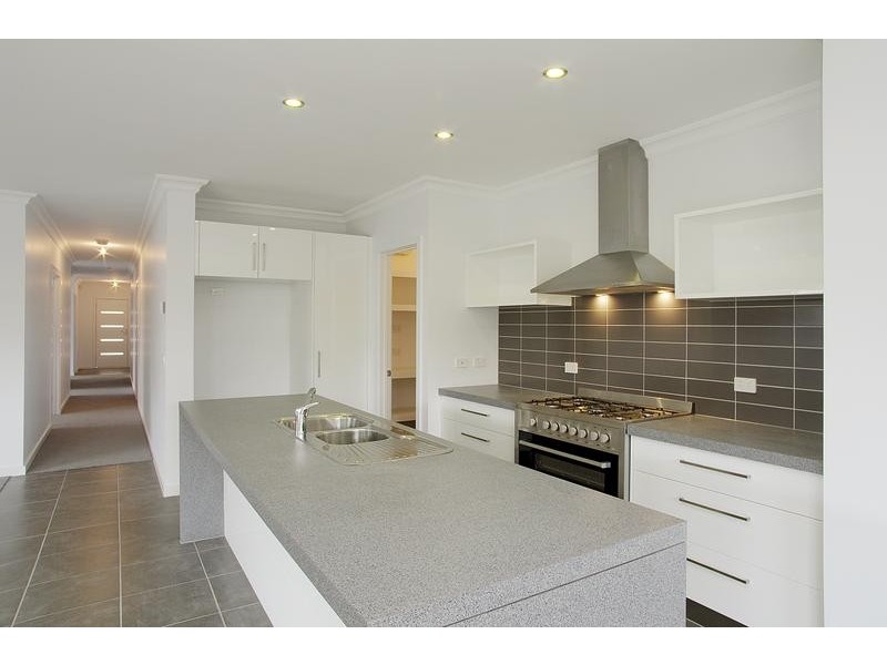 Lot 197 Grand Lakes Way, Lara VIC 3212