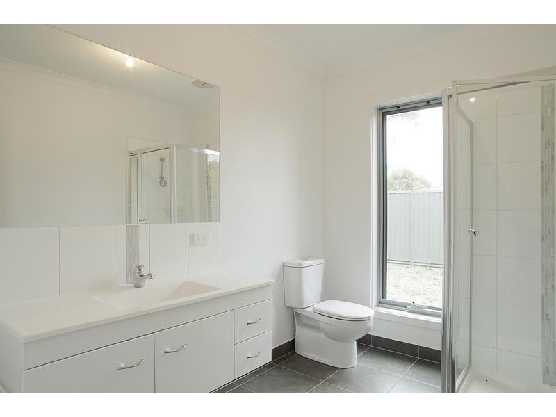 Lot 197 Grand Lakes Way, Lara VIC 3212