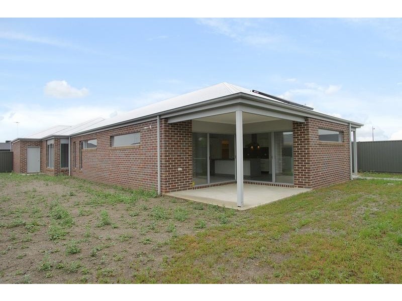 Lot 197 Grand Lakes Way, Lara VIC 3212