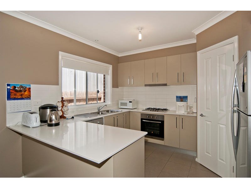 5B Corvi Court, Lara VIC 3212