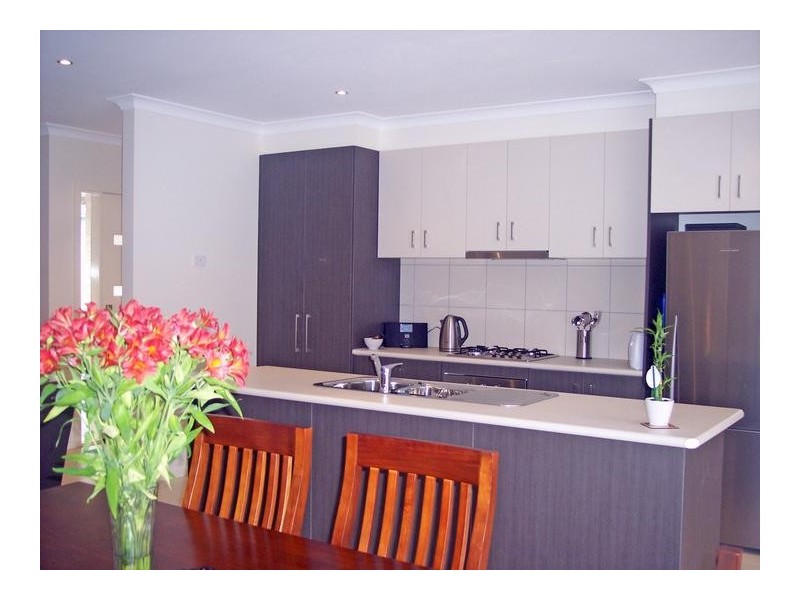 2/34 Station Lake Road, Lara VIC 3212