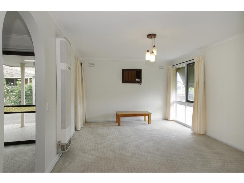 8 Kyema Drive, Lara VIC 3212