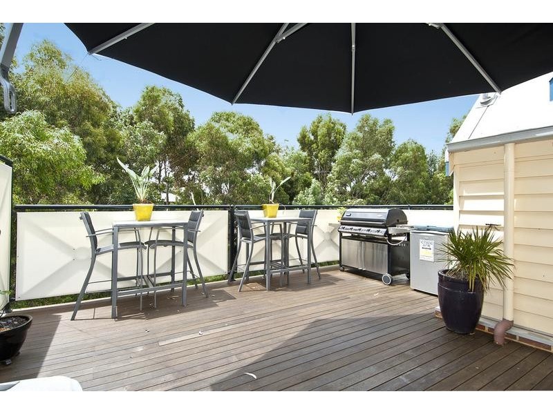 14 Scarlett Grove, Lara VIC 3212