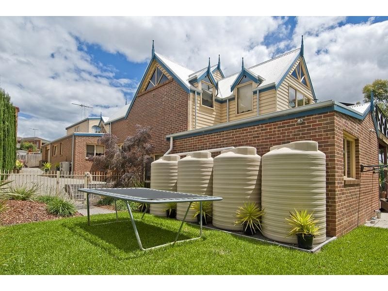 14 Scarlett Grove, Lara VIC 3212