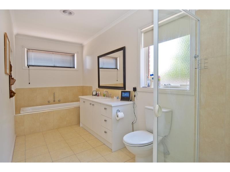 3 Kahrmann Court, Lara VIC 3212