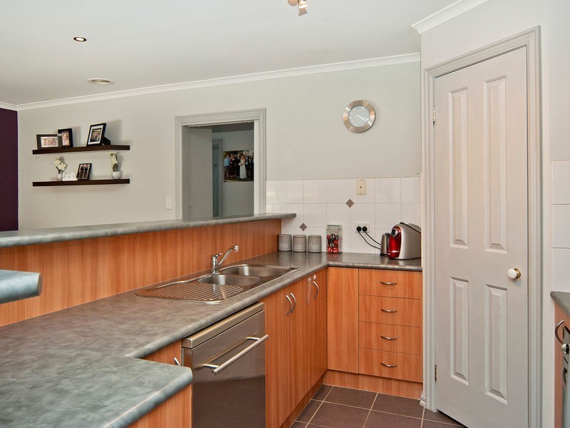 9 Beretta Court, Corio VIC 3214