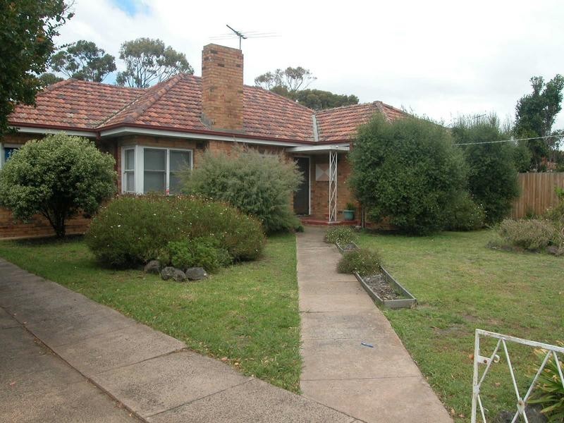 22 Pine Ave, North Shore VIC 3214