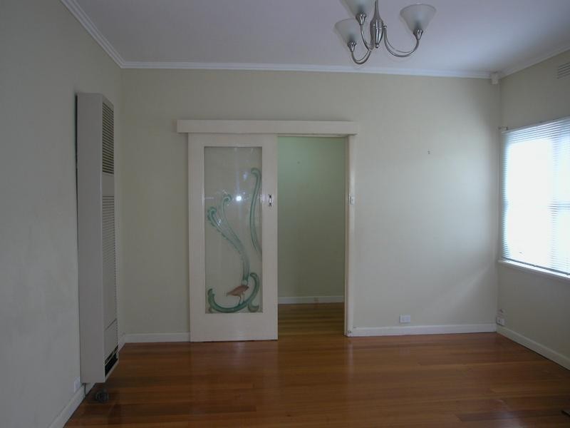 22 Pine Ave, North Shore VIC 3214