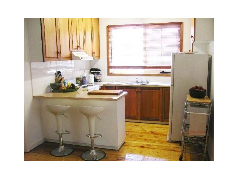 23 Pine Avenue, North Shore VIC 3214