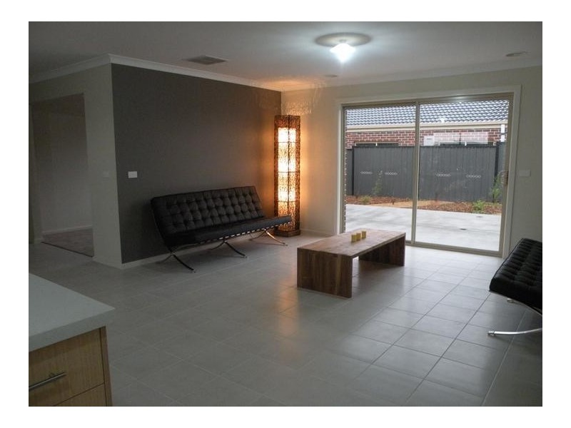 71 Benetti Drive, Lara VIC 3212