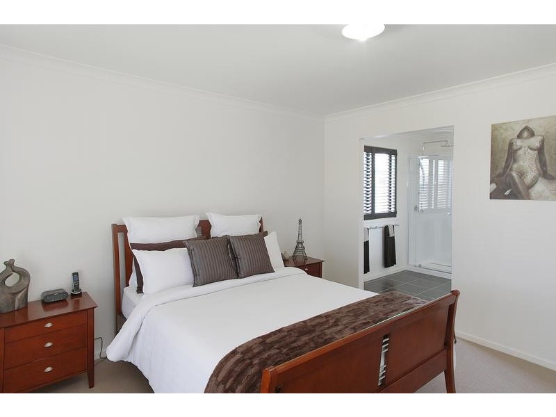 11 Moorhen Drive, Lara VIC 3212