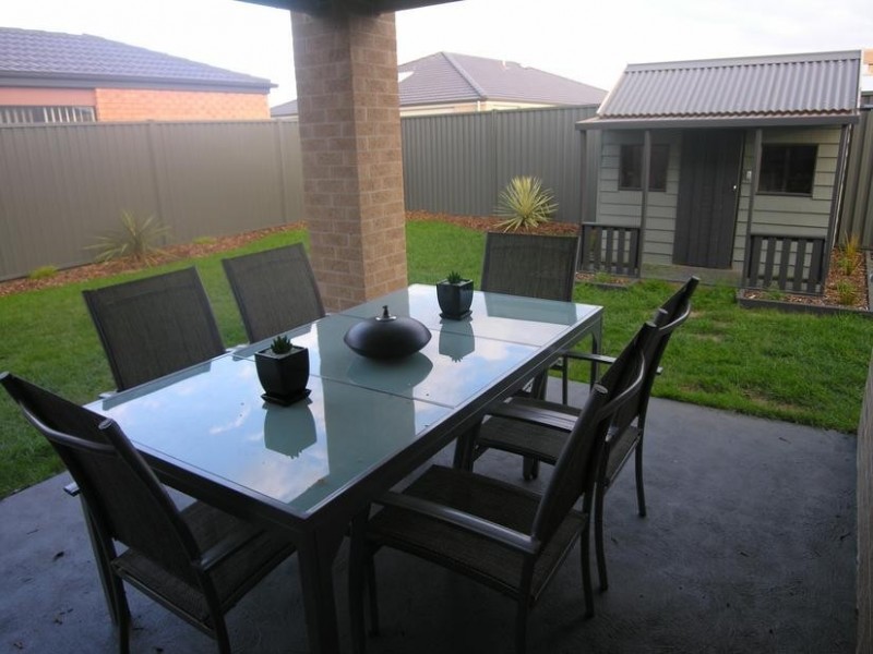 11 Moorhen Drive, Lara VIC 3212