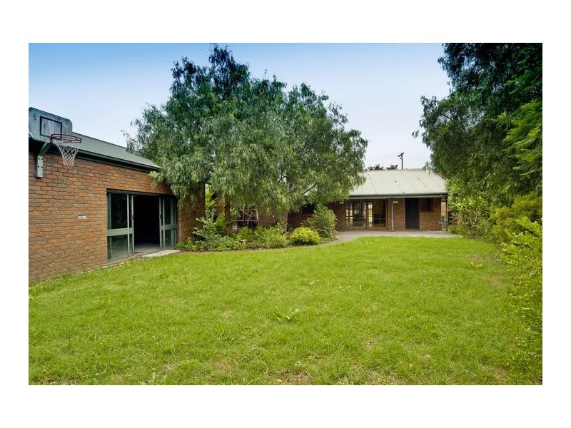 1 Denise Court, Lara VIC 3212