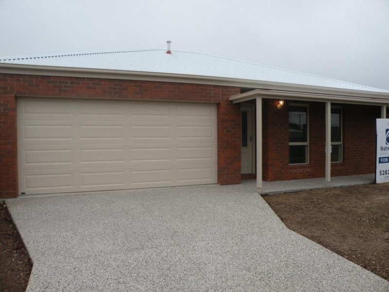 1 Rock Street, Lara VIC 3212