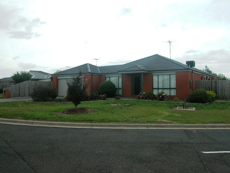 2-4 McCubbin Crt, Corio VIC 3214