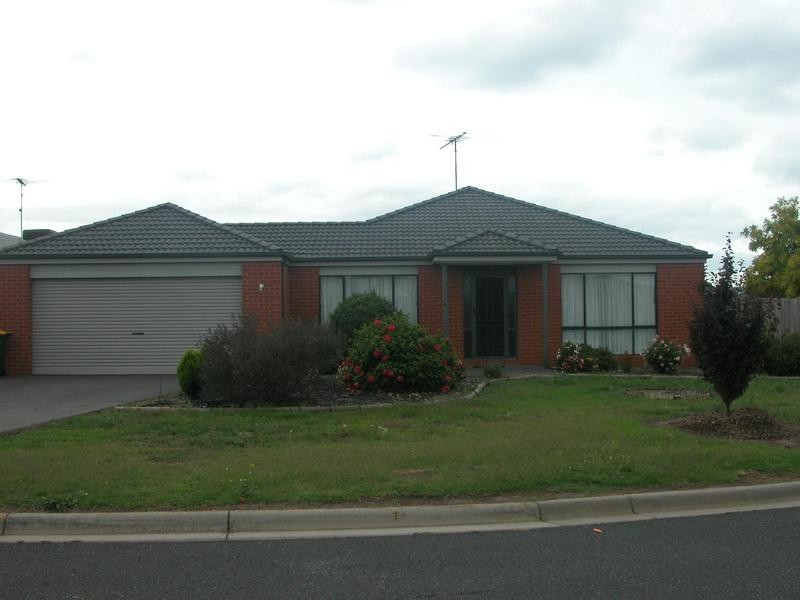 2-4 McCubbin Crt, Corio VIC 3214