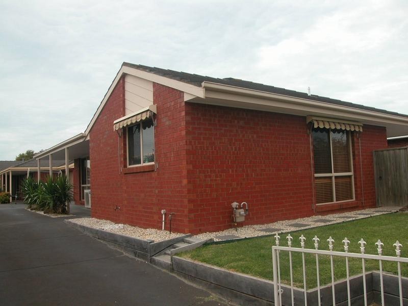 1/18 Duncan Drive, Lara VIC 3212