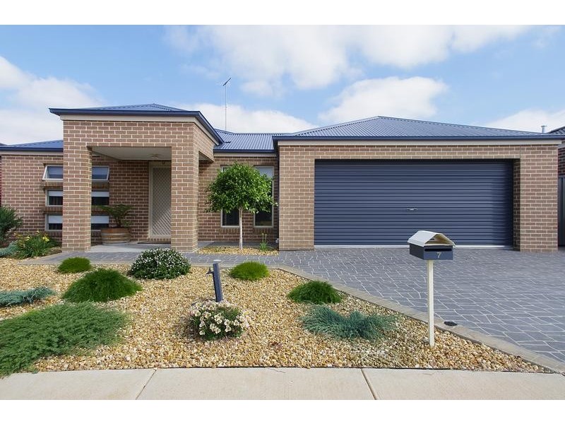 7 Benetti Drive, Lara VIC 3212