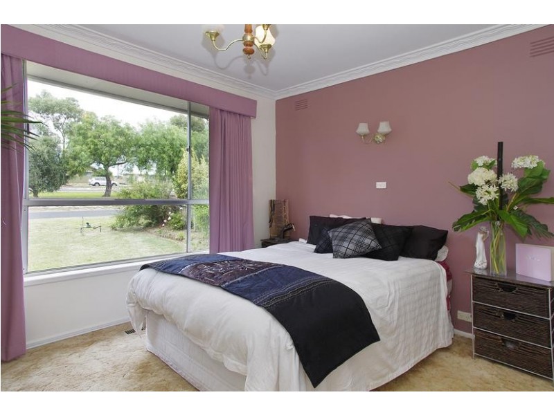 39 Station Lake Road, Lara VIC 3212