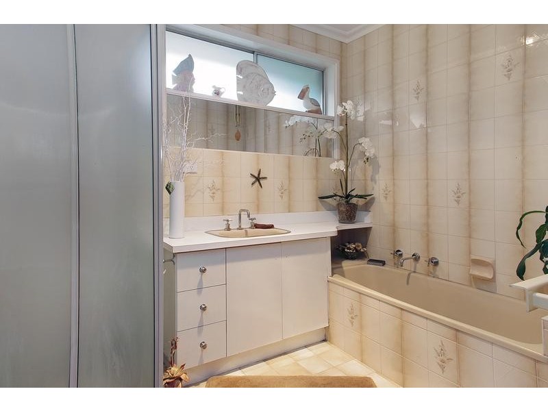 39 Station Lake Road, Lara VIC 3212
