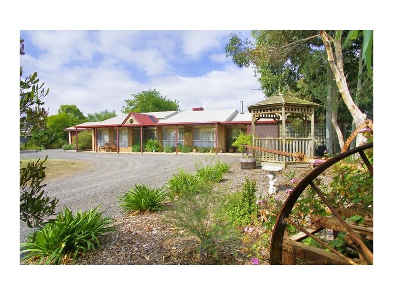 1 Jolyon Court, Little River VIC 3211