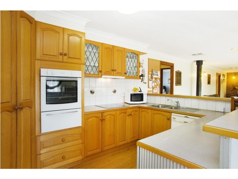 1 Jolyon Court, Little River VIC 3211
