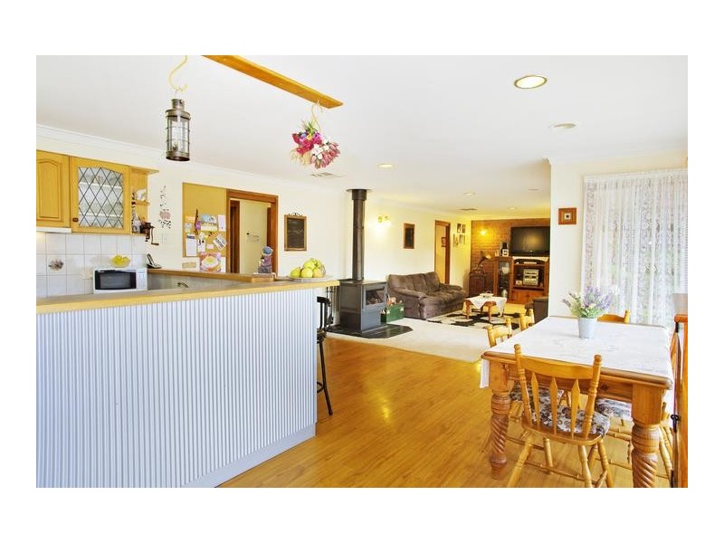 1 Jolyon Court, Little River VIC 3211