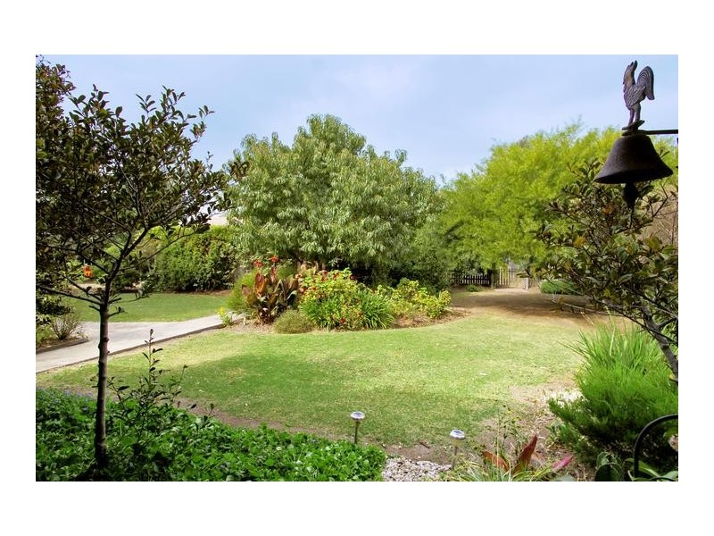 1 Jolyon Court, Little River VIC 3211