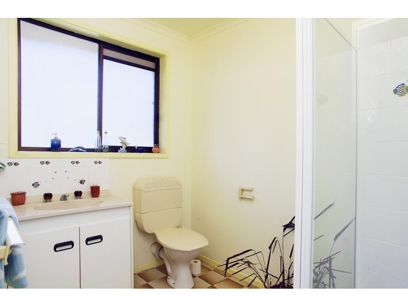 1/28 McClelland Avenue, Lara VIC 3212