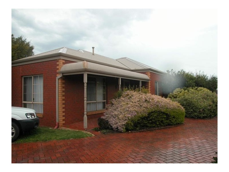 4/18 Richard DRive, Lara VIC 3212