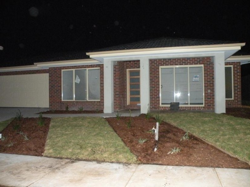 72 Benetti Drive, Lara VIC 3212