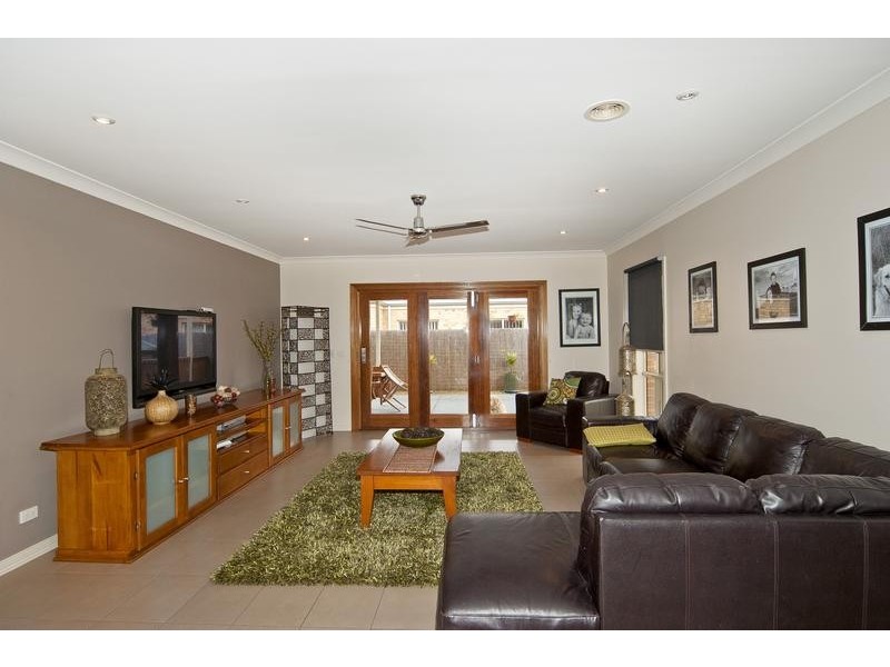 10 Magnolia Court, Lara VIC 3212