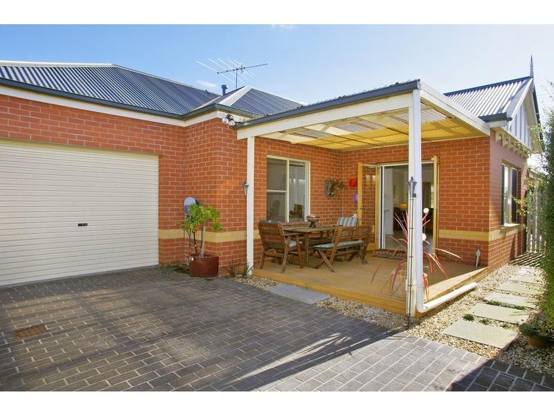 24 Francis Court, Lara VIC 3212