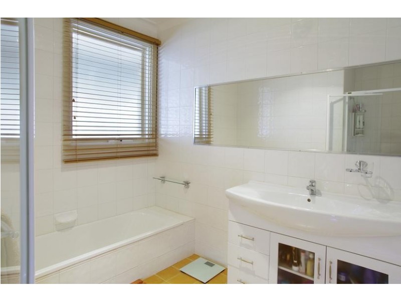 71 Forest Road South, Lara VIC 3212