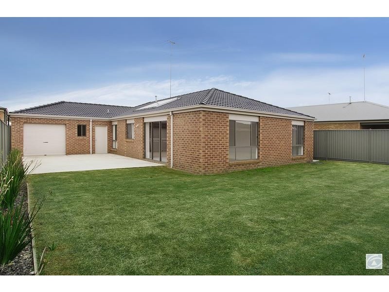 6 Grebe Court, Lara VIC 3212